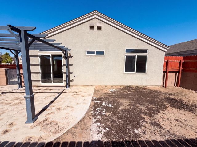 2834 Baco Noir Drive SW, Albuquerque, NM 87121