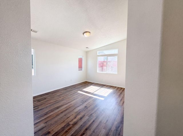 2834 Baco Noir Drive SW, Albuquerque, NM 87121