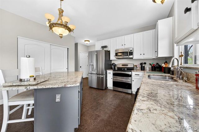 2716 Westridge Manor Court, Wildwood, MO 63040