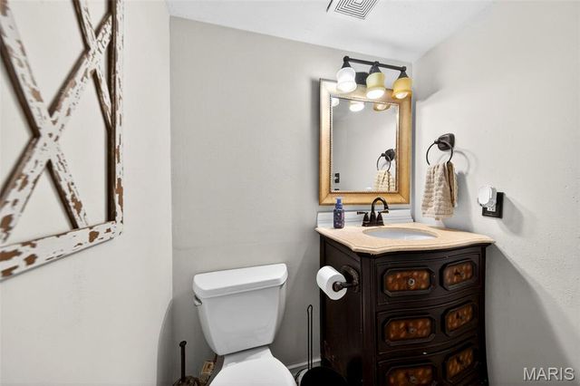 2716 Westridge Manor Court, Wildwood, MO 63040