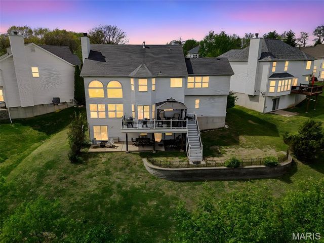 2716 Westridge Manor Court, Wildwood, MO 63040