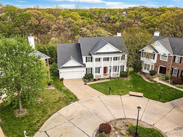 2716 Westridge Manor Court, Wildwood, MO 63040