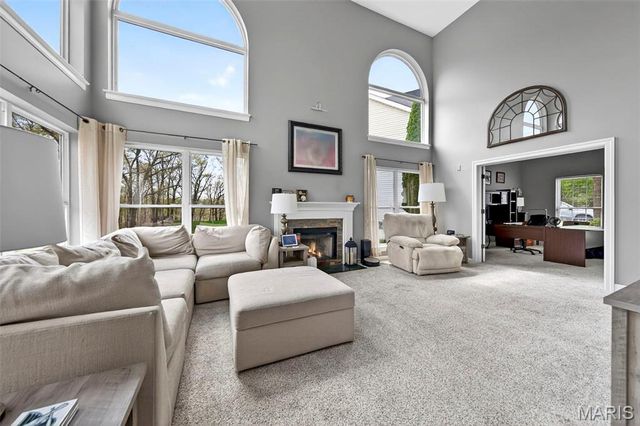 2716 Westridge Manor Court, Wildwood, MO 63040