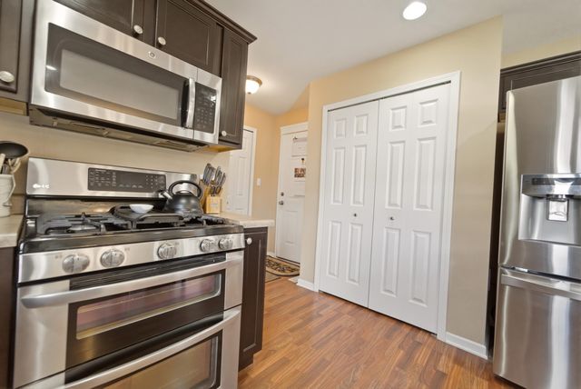 302 E 130th Lane, Crown Point, IN 46307