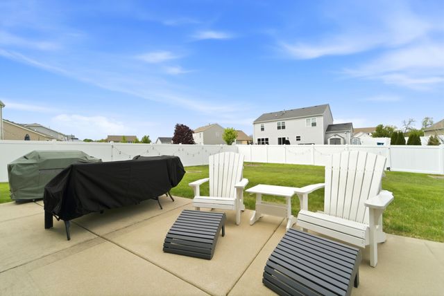 302 E 130th Lane, Crown Point, IN 46307