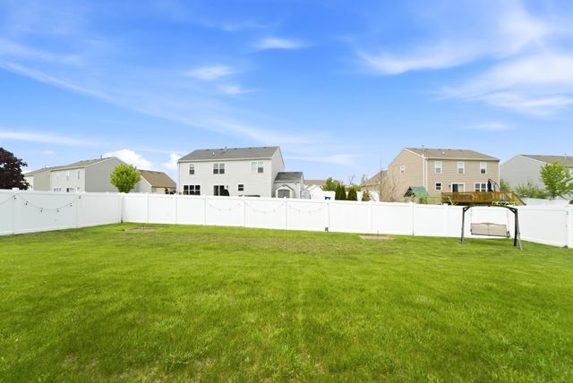 302 E 130th Lane, Crown Point, IN 46307