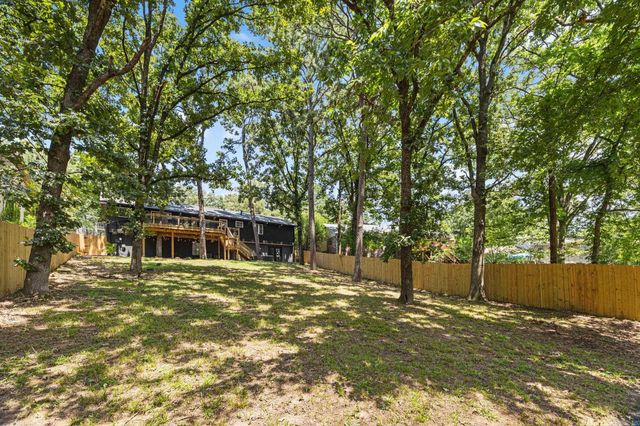 10 Athena Court, Little Rock, AR 72227