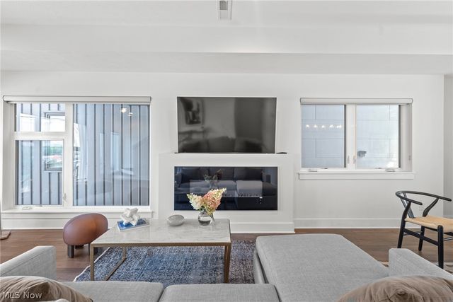 1248 W 58th Street 22, Cleveland, OH 44102