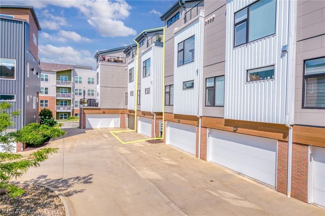 1248 W 58th Street 22, Cleveland, OH 44102