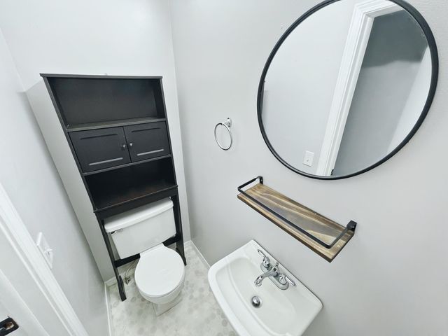 203 E Prairie Lane, Ash Grove, MO 65604