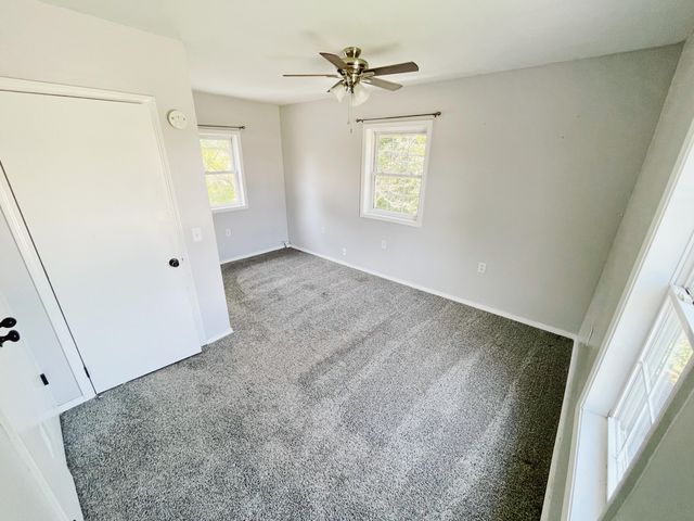 203 E Prairie Lane, Ash Grove, MO 65604