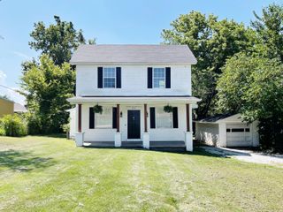 203 E Prairie Lane, Ash Grove, MO 65604