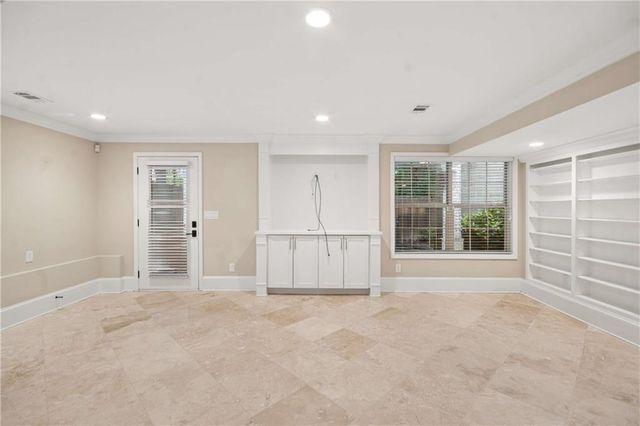 374 Clifton Road NE, Atlanta, GA 30307