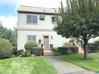 11 Acorn Lane 11, Brookfield, CT 06804