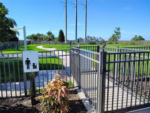 1268 RIVERSCAPE STREET C, Bradenton, FL 34208