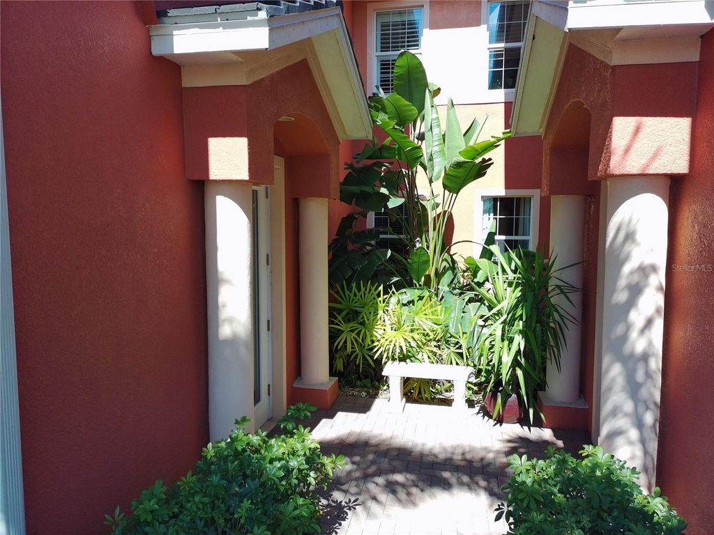 Image 30 of property listing at 1268 RIVERSCAPE STREET C, Bradenton, FL 34208