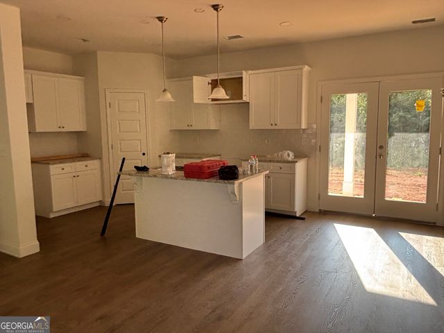 75 Oak Road, Locust Grove, GA 30248