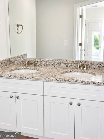 75 Oak Road, Locust Grove, GA 30248