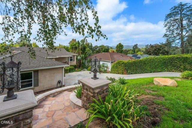 210 Mero Lane, La Canada Flintridge, CA 91011