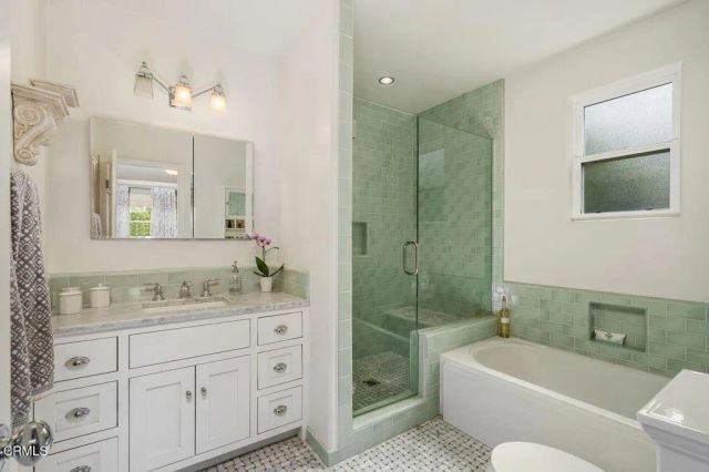 210 Mero Lane, La Canada Flintridge, CA 91011