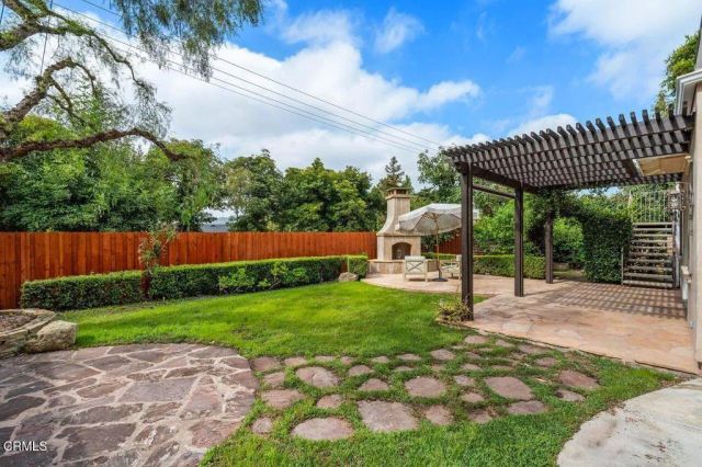 210 Mero Lane, La Canada Flintridge, CA 91011