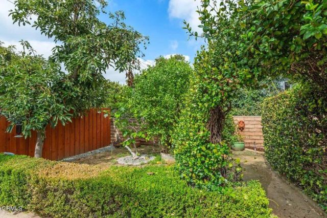 210 Mero Lane, La Canada Flintridge, CA 91011