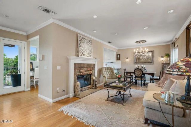 210 Mero Lane, La Canada Flintridge, CA 91011