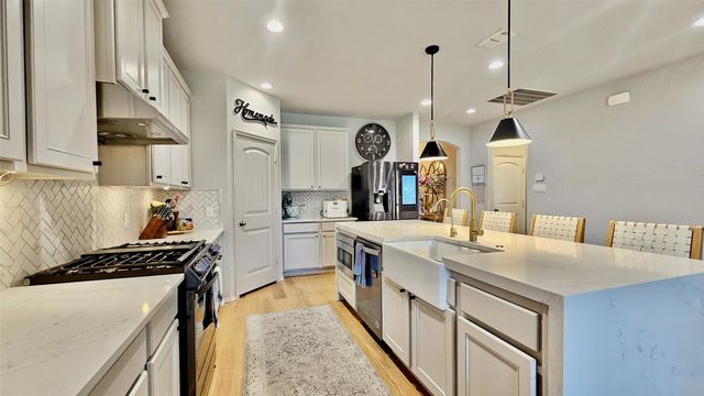 3744 Holly Brook Drive, Fort Worth, TX 76244