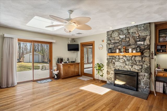 278 Tower Hill Road, Cumberland, RI 02864