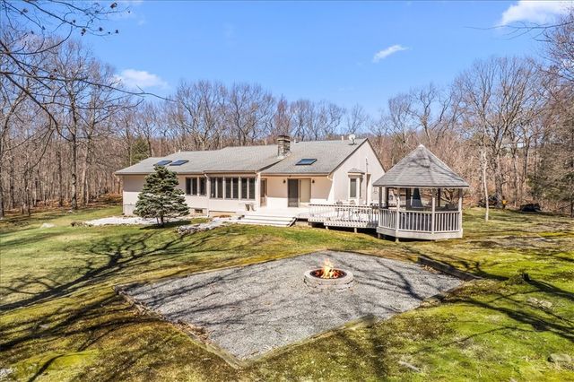 278 Tower Hill Road, Cumberland, RI 02864