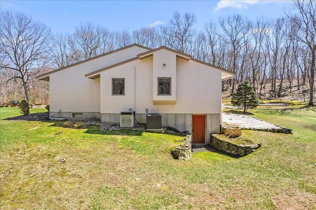 278 Tower Hill Road, Cumberland, RI 02864