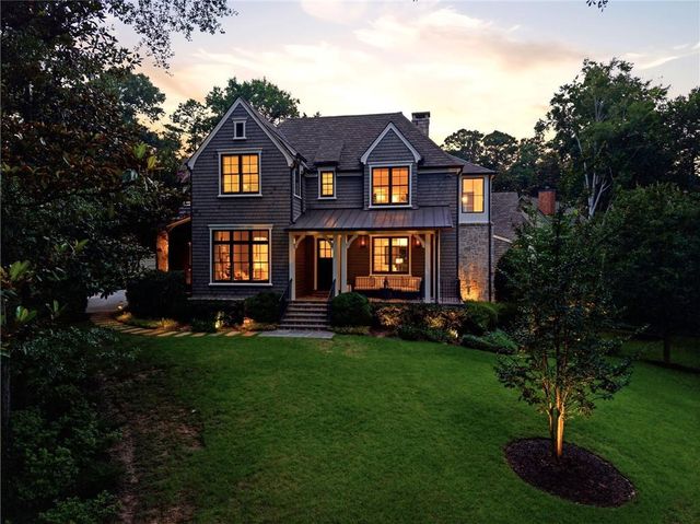 4384 Powers Ferry Road NW, Atlanta, GA 30327