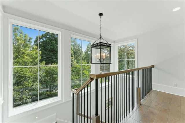 4384 Powers Ferry Road NW, Atlanta, GA 30327