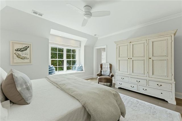 4384 Powers Ferry Road NW, Atlanta, GA 30327