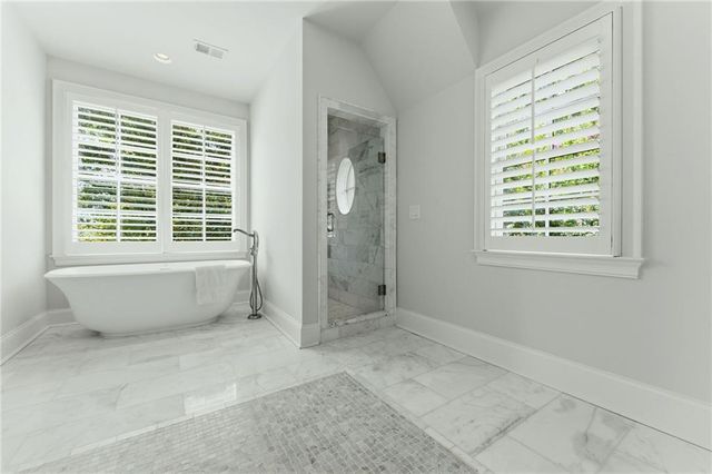 4384 Powers Ferry Road NW, Atlanta, GA 30327