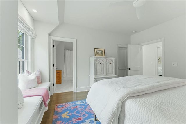 4384 Powers Ferry Road NW, Atlanta, GA 30327