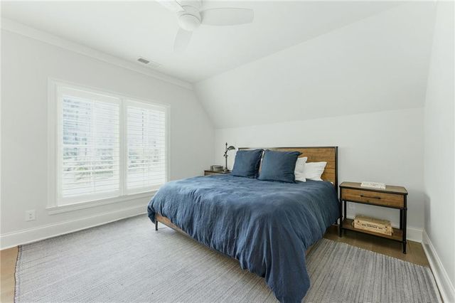 4384 Powers Ferry Road NW, Atlanta, GA 30327