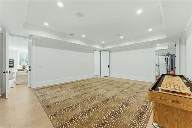 4384 Powers Ferry Road NW, Atlanta, GA 30327