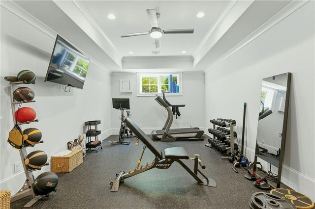 4384 Powers Ferry Road NW, Atlanta, GA 30327