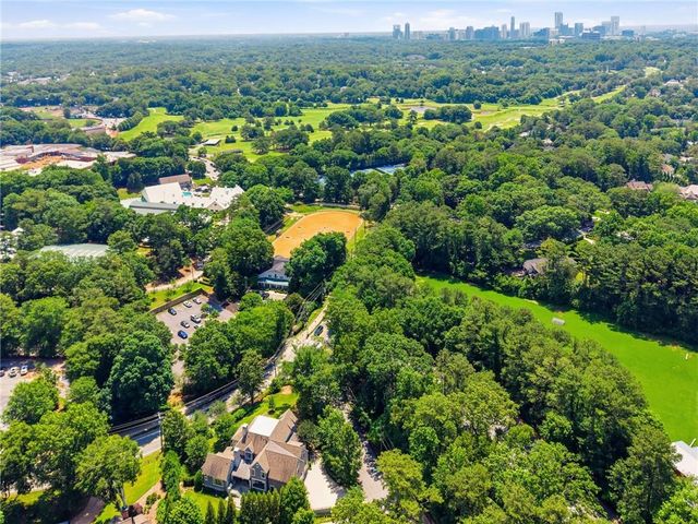 4384 Powers Ferry Road NW, Atlanta, GA 30327