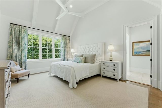 4384 Powers Ferry Road NW, Atlanta, GA 30327