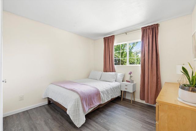 10735 Sterling Wood Way, Rancho Cordova, CA 95670