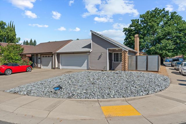 10735 Sterling Wood Way, Rancho Cordova, CA 95670