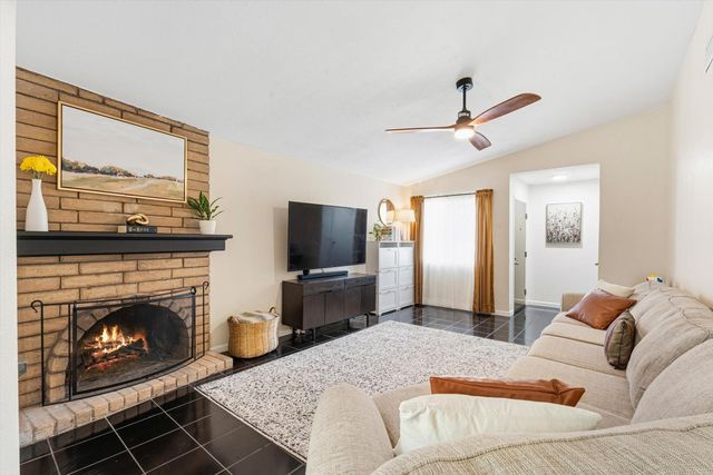 10735 Sterling Wood Way, Rancho Cordova, CA 95670