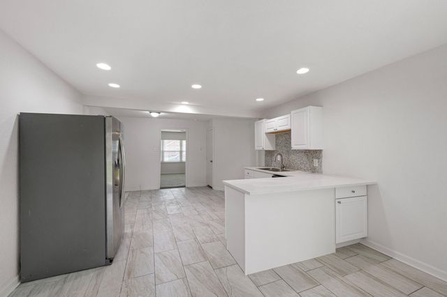 1426 Shawnee Street, Houston, TX 77034