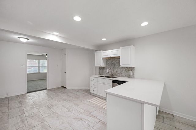 1426 Shawnee Street, Houston, TX 77034