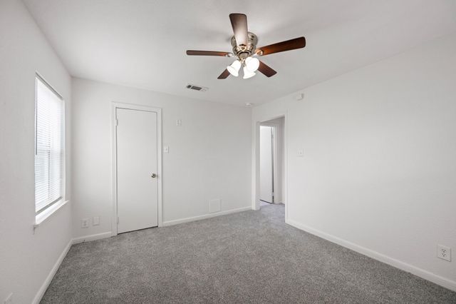 1426 Shawnee Street, Houston, TX 77034