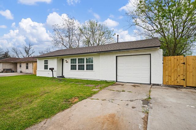 1426 Shawnee Street, Houston, TX 77034