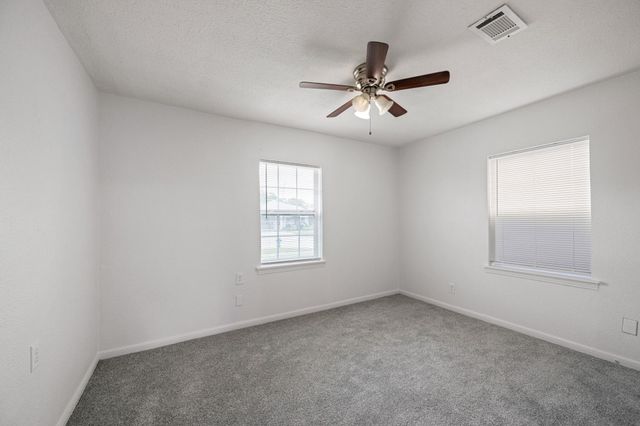 1426 Shawnee Street, Houston, TX 77034