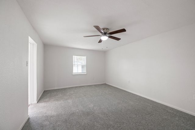 1426 Shawnee Street, Houston, TX 77034